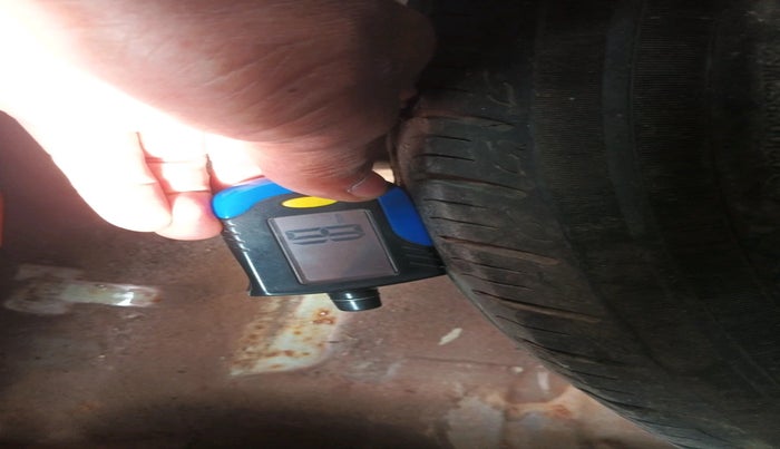 2016 Honda Amaze 1.2L I-VTEC S, Petrol, Manual, 94,781 km, tyre