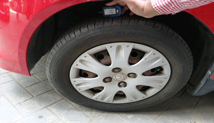 2013 Honda Brio S MT, Petrol, Manual, 56,917 km, tyre