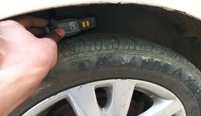 2015 Maruti Ertiga ZDI SHVS, Diesel, Manual, 73,346 km, tyre