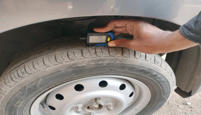 2018 Maruti Wagon R 1.0 LXI CNG, CNG, Manual, 3,09,581 km, tyre