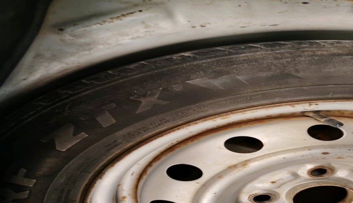 2011 Maruti Ritz LDI, Diesel, Manual, 1,36,655 km, tyre