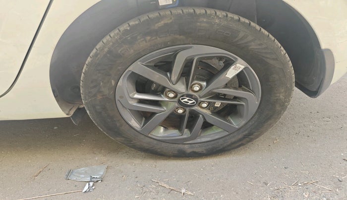 2020 Hyundai GRAND I10 NIOS SPORTZ 1.2 KAPPA VTVT, Petrol, Manual, 18,080 km, tyre