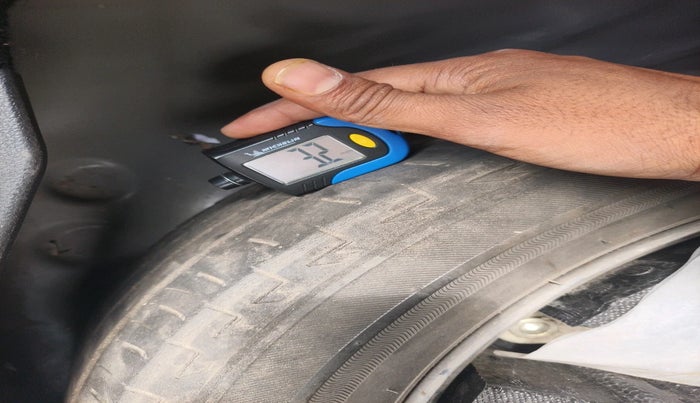 2017 Honda WR-V 1.2L I-VTEC S MT, Petrol, Manual, 1,09,628 km, tyre