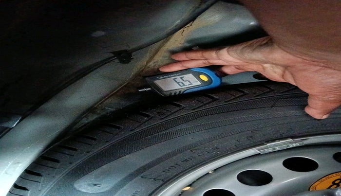 2022 Tata Tiago XZA PLUS PETROL, Petrol, Automatic, 45,621 km, tyre