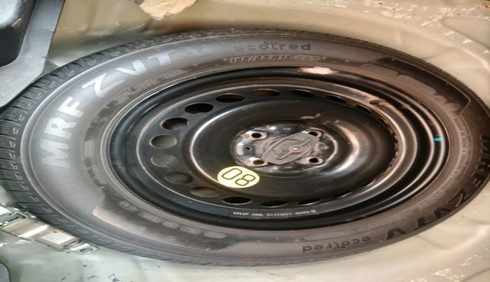 2019 Toyota Glanza G, Petrol, Manual, 92,180 km, tyre