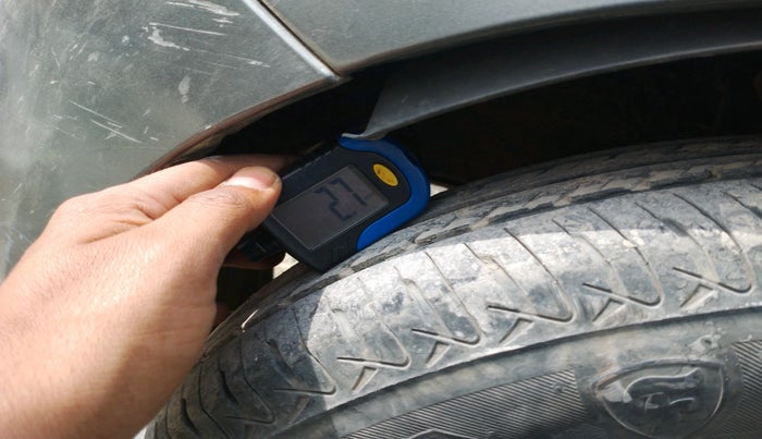 2011 Hyundai i10 MAGNA 1.2, Petrol, Manual, 82,844 km, tyre