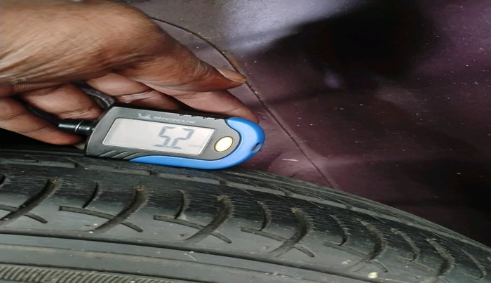 2012 Hyundai Verna FLUIDIC 1.4 VTVT, Petrol, Manual, 38,389 km, tyre