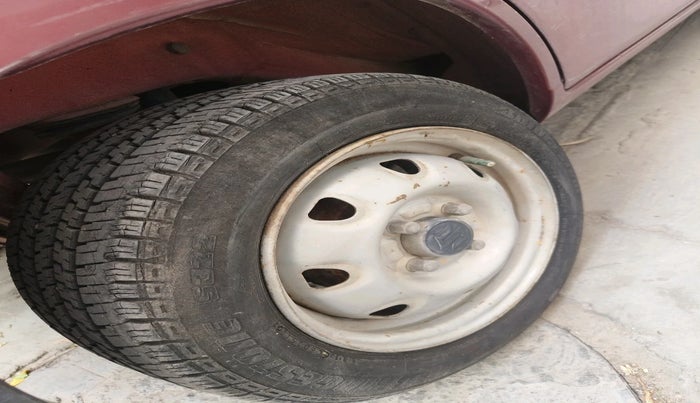 2011 Maruti Alto K10 LXI, Petrol, Manual, 46,028 km, tyre