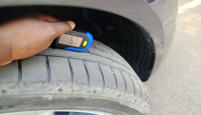 2024 Audi A4 40 TFSI Technology, Petrol, Automatic, 9,603 km, tyre