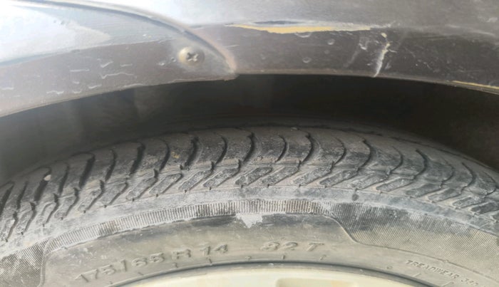 2006 Tata Indica V2 DLG, Diesel, Manual, 1,46,813 km, tyre