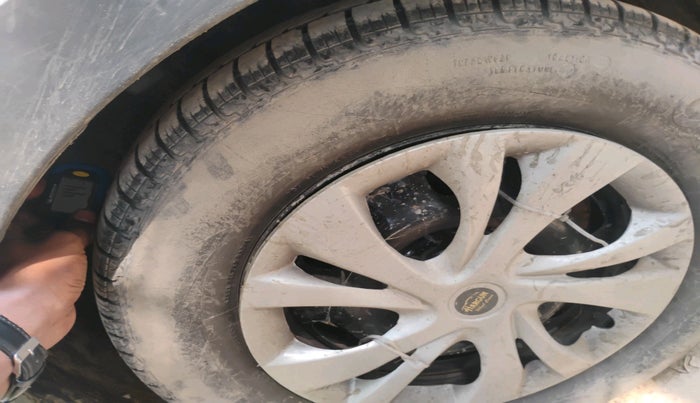 2021 Renault TRIBER RXE MT, Petrol, Manual, 39,622 km, tyre