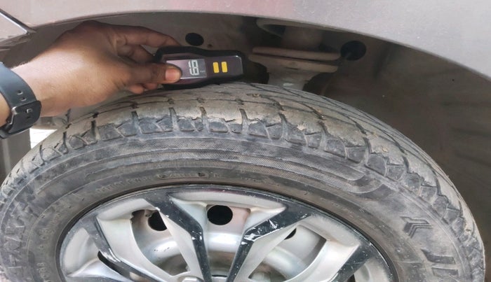 2011 Maruti Wagon R 1.0 LXI, Petrol, Manual, 41,496 km, tyre