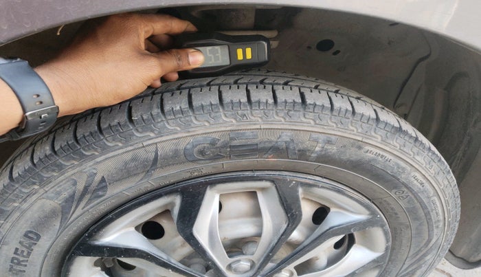 2011 Maruti Wagon R 1.0 LXI, Petrol, Manual, 41,496 km, tyre