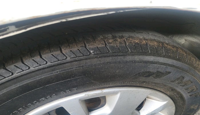 2012 Hyundai i20 MAGNA 1.2, Petrol, Manual, 88,889 km, tyre