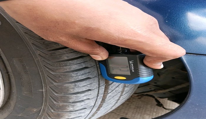 2020 Maruti Celerio VXI CNG, CNG, Manual, 69,577 km, tyre