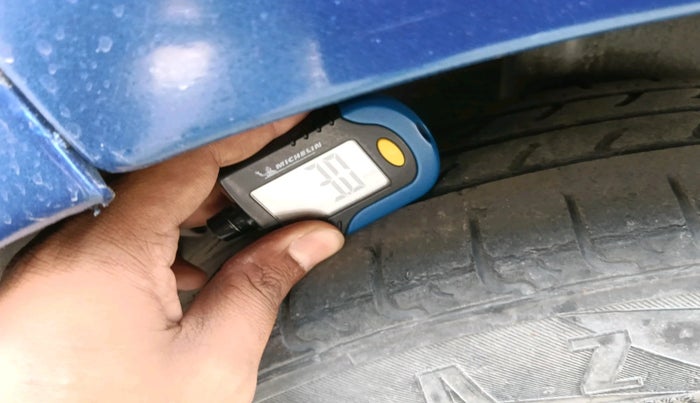 2020 Maruti Celerio VXI CNG, CNG, Manual, 69,577 km, tyre