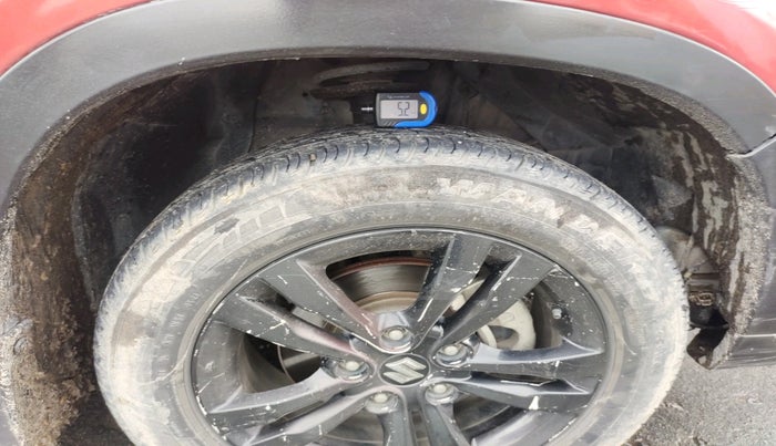 2018 Maruti Vitara Brezza ZDI PLUS DUAL TONE, Diesel, Manual, 1,03,108 km, tyre