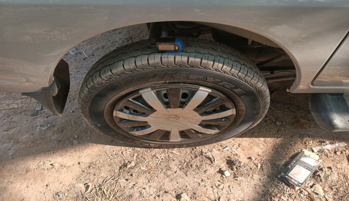 2024 Maruti Eeco 7 STR STD 1.2, Petrol, Manual, 14,959 km, tyre