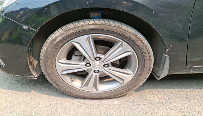 2018 Hyundai Verna 1.6 VTVT SX (O) AT, Petrol, Automatic, 89,544 km, tyre