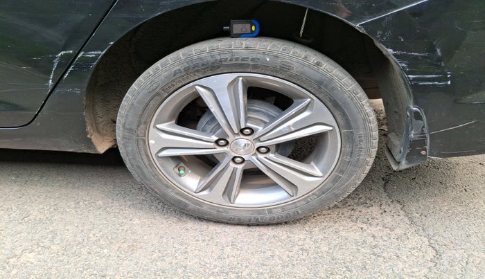 2018 Hyundai Verna 1.6 VTVT SX (O) AT, Petrol, Automatic, 89,544 km, tyre