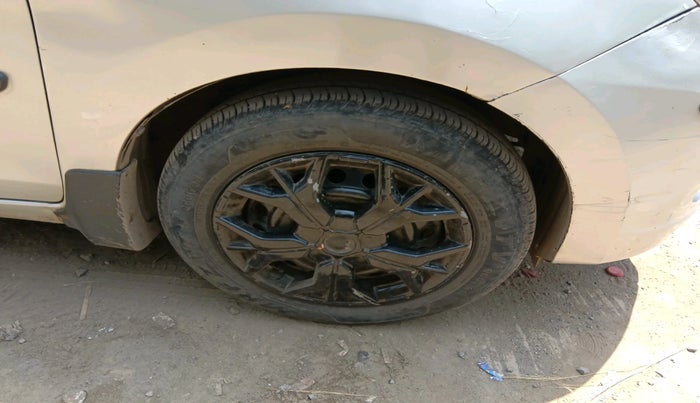 2016 Maruti Celerio VXI CNG, CNG, Manual, 97,913 km, tyre