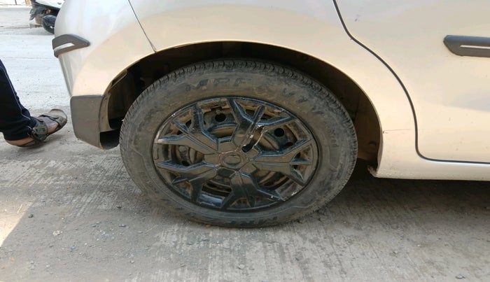 2016 Maruti Celerio VXI CNG, CNG, Manual, 97,913 km, tyre