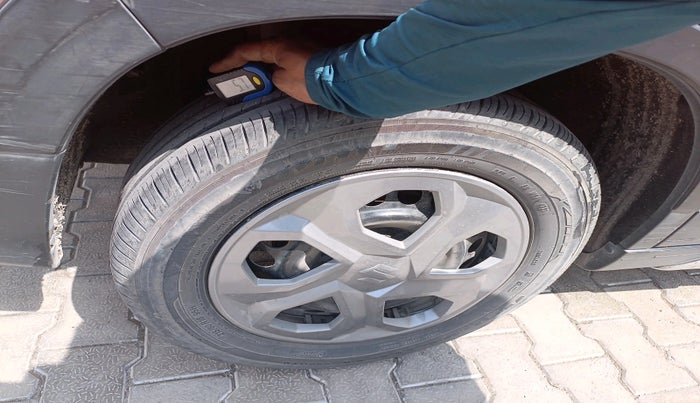 2016 Maruti Vitara Brezza VDI (O), Diesel, Manual, 1,43,181 km, tyre