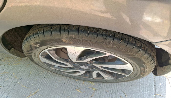 2021 Maruti Baleno ZETA PETROL 1.2, CNG, Manual, 1,10,920 km, tyre