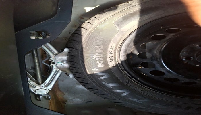 2021 Maruti Baleno ZETA PETROL 1.2, CNG, Manual, 1,10,920 km, tyre