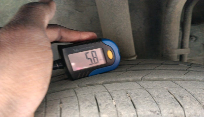 2017 Tata NEXON XT PETROL, Petrol, Manual, 1,38,676 km, tyre