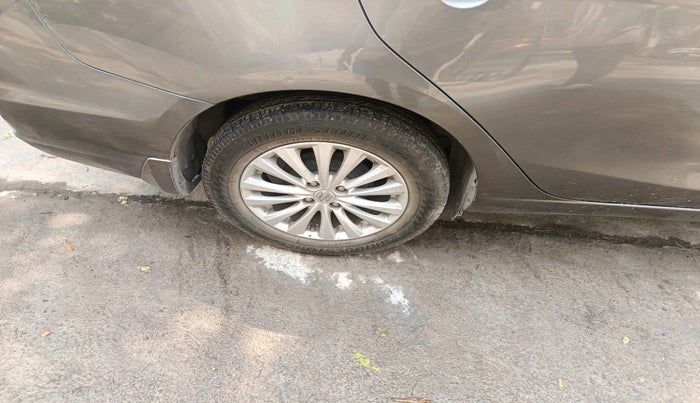 2018 Maruti Ciaz ZETA 1.5 SHVS MT PETROL, Petrol, Manual, 86,575 km, tyre