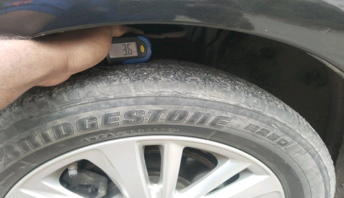 2018 Toyota YARIS VX CVT, Petrol, Automatic, 76,222 km, tyre