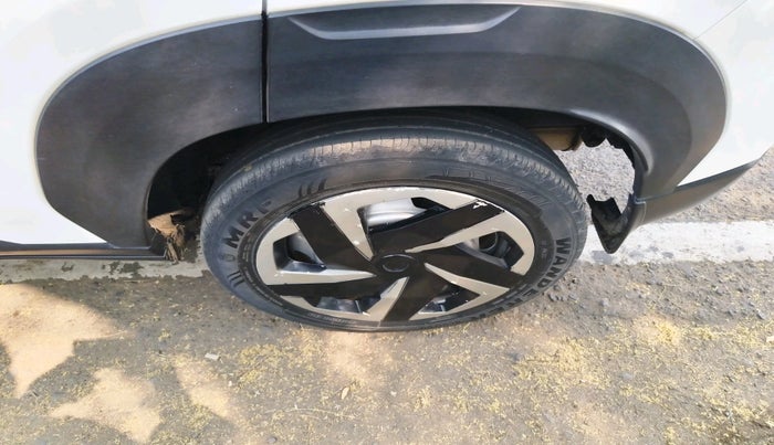 2021 Nissan MAGNITE XE, Petrol, Manual, 33,261 km, tyre