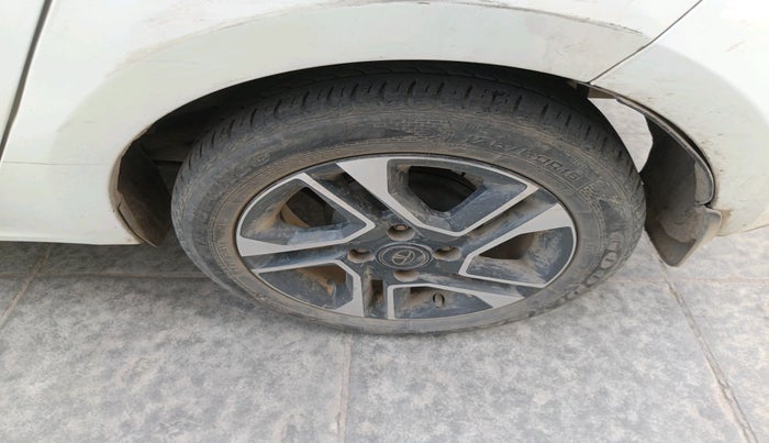 2018 Tata TIGOR XZ PLUS PETROL, CNG, Manual, 52,922 km, tyre