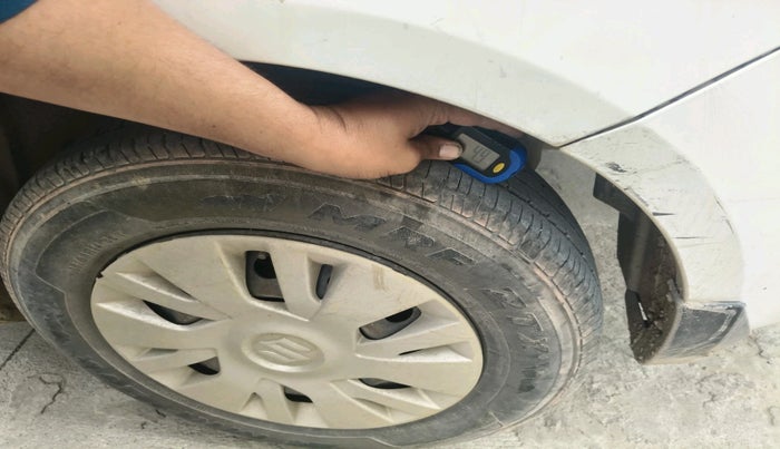 2013 Maruti Swift Dzire VXI, Petrol, Manual, 61,706 km, tyre