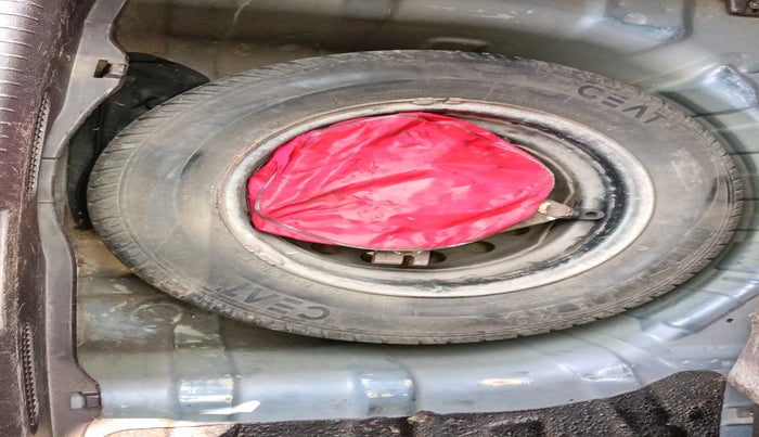 2011 Hyundai i20 ERA 1.2, Petrol, Manual, 99,601 km, tyre