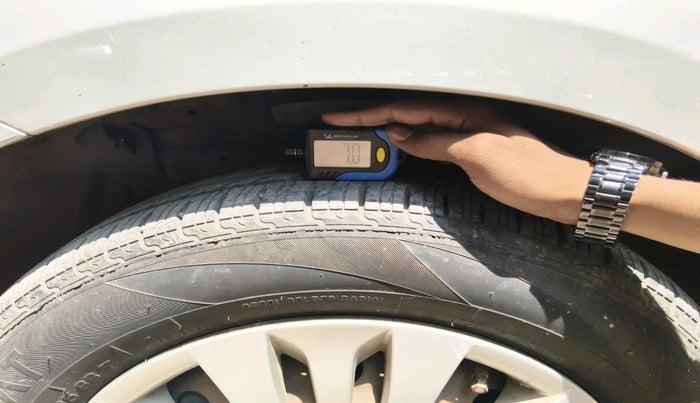 2014 Maruti Ertiga VXI, Petrol, Manual, 29,204 km, tyre