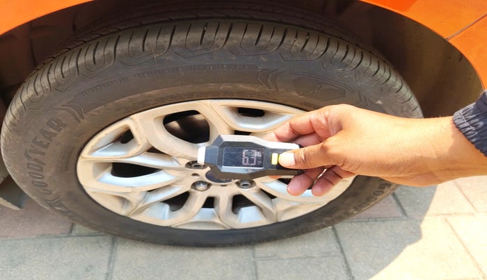 2013 Ford Ecosport TITANIUM 1.5L PETROL AT, Petrol, Automatic, 71,624 km, tyre