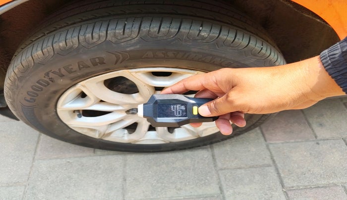 2013 Ford Ecosport TITANIUM 1.5L PETROL AT, Petrol, Automatic, 71,624 km, tyre