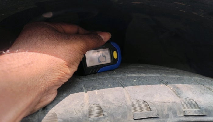 2014 Mahindra XUV500 W8, Diesel, Manual, 1,36,428 km, tyre