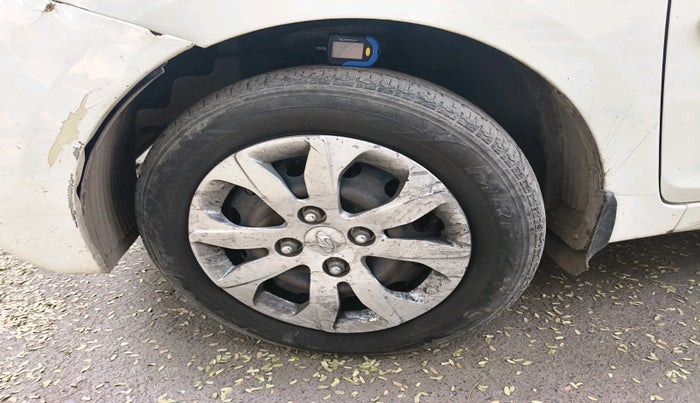 2014 Hyundai Eon MAGNA +, Petrol, Manual, 88,636 km, tyre