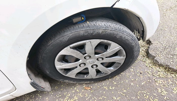 2014 Hyundai Eon MAGNA +, Petrol, Manual, 88,636 km, tyre