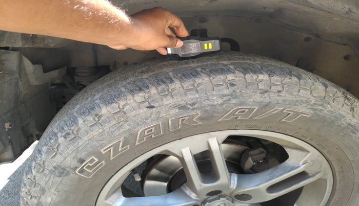 2021 Mahindra Thar LX PETROL HT 4WD AT, Petrol, Automatic, 39,807 km, tyre