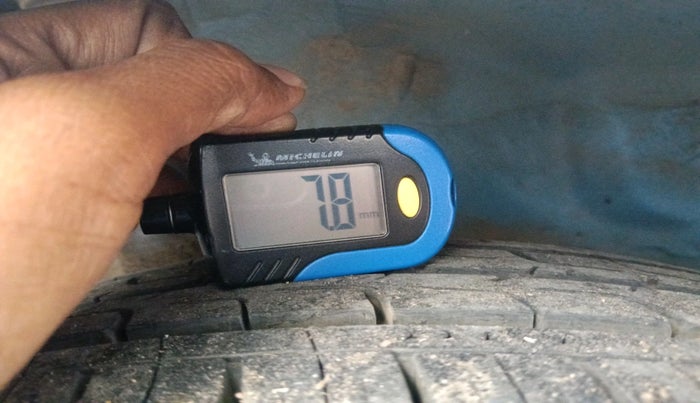 2013 Honda Brio S MT, Petrol, Manual, 78,083 km, tyre