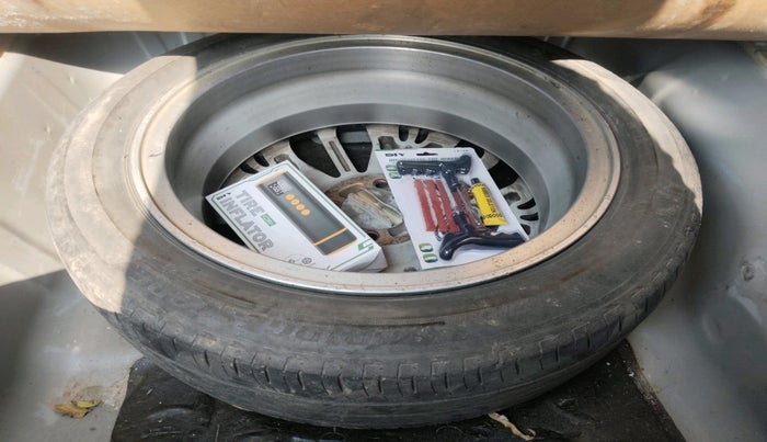 2017 Honda City 1.5L I-VTEC VX CVT, Petrol, Automatic, 70,406 km, tyre