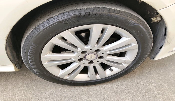 2013 Mercedes Benz B Class B 180 SPORTS PETROL, Petrol, Automatic, 87,712 km, tyre