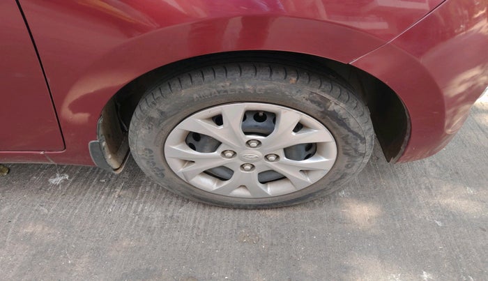 2016 Hyundai Grand i10 MAGNA 1.2 KAPPA VTVT, Petrol, Manual, 45,450 km, tyre