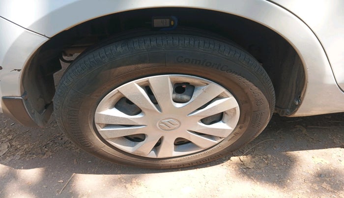 2014 Maruti Swift Dzire VXI, Petrol, Manual, 97,971 km, tyre