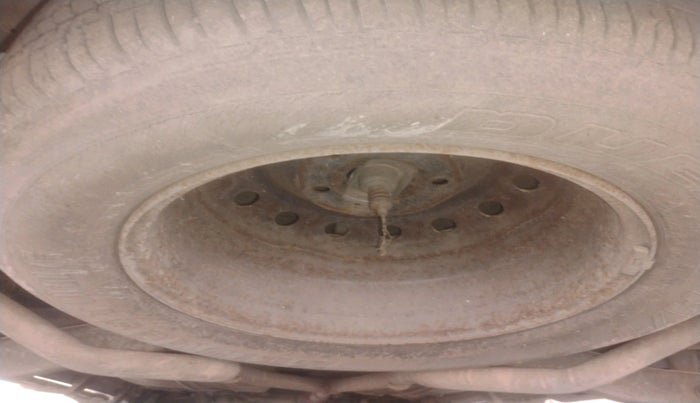 2015 Mahindra XUV500 W8, Diesel, Manual, 1,08,896 km, tyre