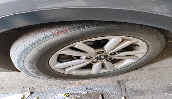 2016 Hyundai Creta SX PLUS 1.6 PETROL, Petrol, Manual, 84,133 km, tyre